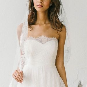 Sara Gabriel Melissa Veil